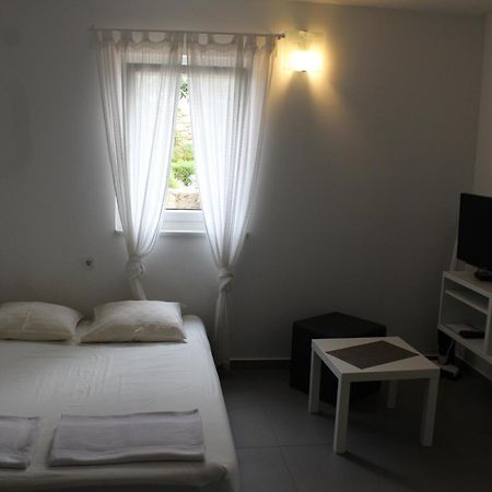 Apartmani Vrancic Mandre Esterno foto