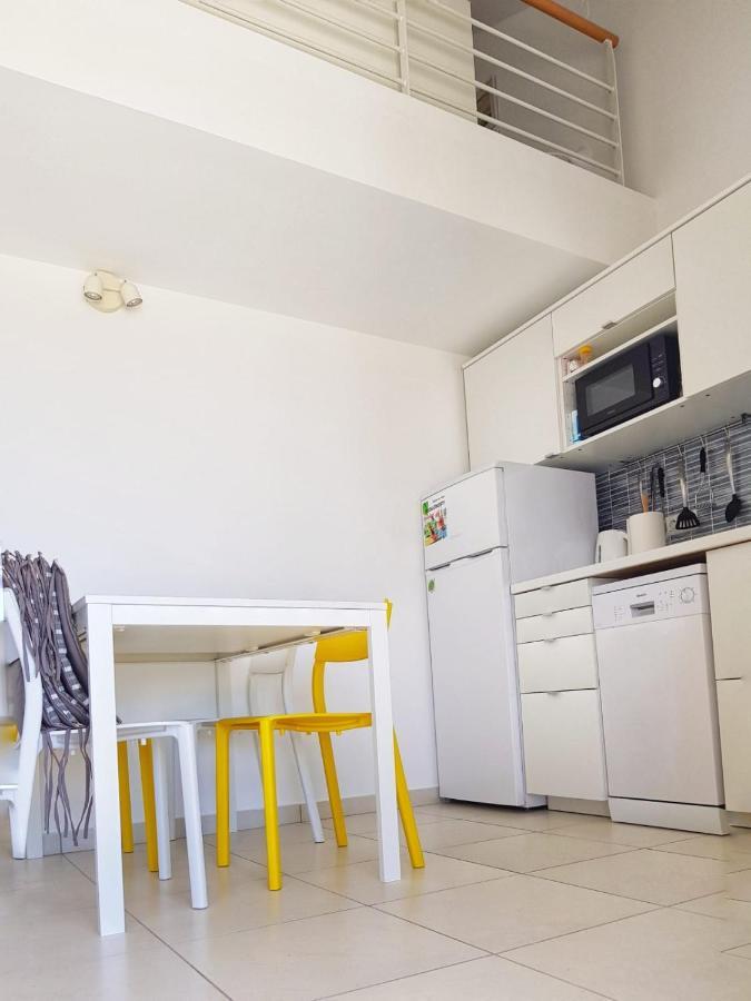 Apartmani Vrancic Mandre Esterno foto