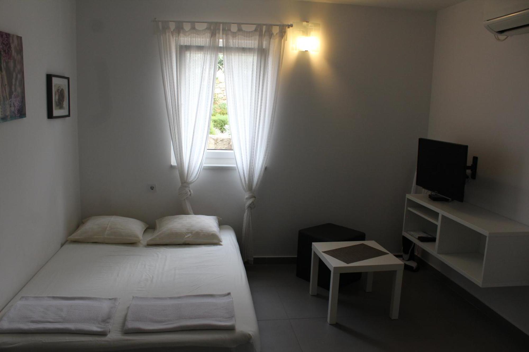 Apartmani Vrancic Mandre Esterno foto
